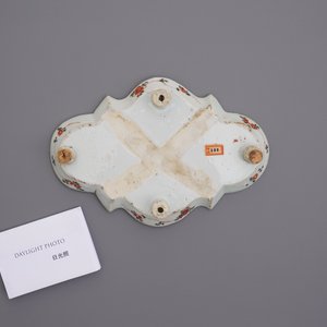 A rare Chinese famille verte tray on four feet, Kangxi — photo 5