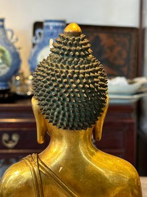 A rare Chinese gilt bronze Buddha Shakyamuni, 18th C. — 照片 12