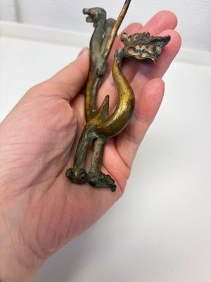 A rare Chinese gilt-bronze dragon, Tang — 照片 7