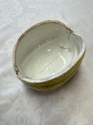 A rare Chinese green-enamelled yellow-ground 'Melon' tureen and cover, 18/19th C. — foto 4