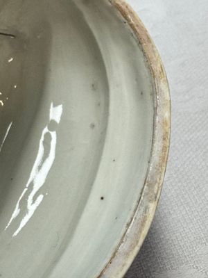 A rare Chinese green-enamelled yellow-ground 'Melon' tureen and cover, 18/19th C. — foto 5
