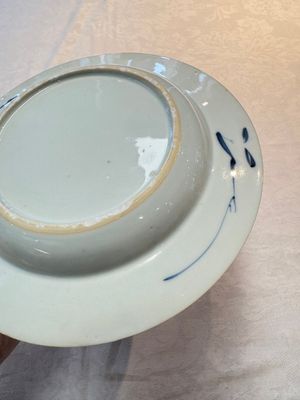 A rare Chinese Imari-style armorial soup plate with the arms of Gough impaling Hynde for the English market, Kangxi, ca. 1720 — photo 9