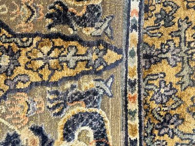 A rare Chinese imperial silk and metallic thread 'dragon' carpet, Chu Xiu Gong Bei Yong 儲秀宮備用 mark, 19th C. — 照片 11
