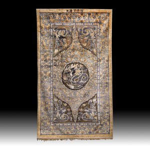 A rare Chinese imperial silk and metallic thread 'dragon' carpet, Chu Xiu Gong Bei Yong 儲秀宮備用 mark, 19th C. — 照片 1