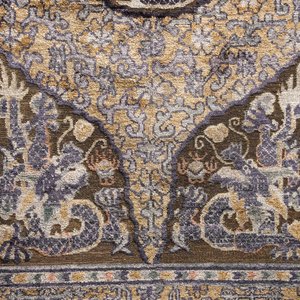 A rare Chinese imperial silk and metallic thread 'dragon' carpet, Chu Xiu Gong Bei Yong 儲秀宮備用 mark, 19th C. — 照片 4