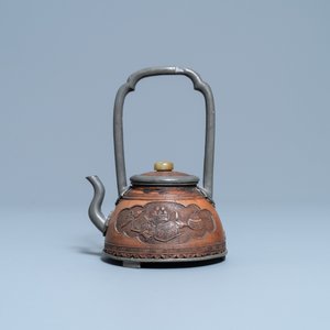 A rare Chinese jade-topped pewter-mounted coconut wine ewer, Kangxi — 照片 2