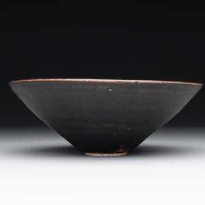 A rare Chinese Jizhou leaf-decorated conical tea bowl, Southern Song — photo 4