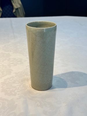 A rare Chinese Longquan celadon cylindrical vase, Southern Song — foto 19