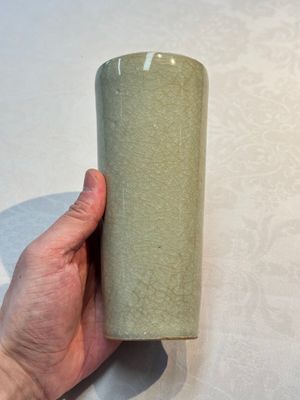 A rare Chinese Longquan celadon cylindrical vase, Southern Song — foto 2