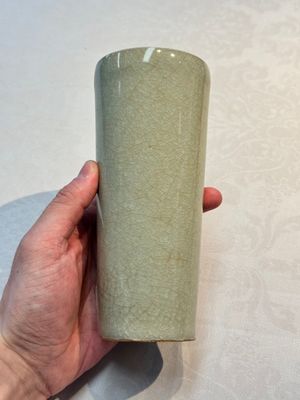 A rare Chinese Longquan celadon cylindrical vase, Southern Song — foto 4