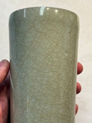 A rare Chinese Longquan celadon cylindrical vase, Southern Song — foto 10
