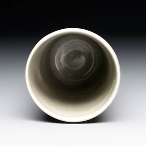 A rare Chinese Longquan celadon cylindrical vase, Southern Song — foto 5