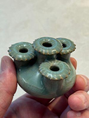 A rare Chinese Longquan celadon quadruple-neck incense holder, Southern Song — photo 9