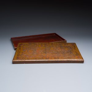 A rare Chinese polychrome and gilt-decorated lacquer rectangular box and cover with dragons — photo 2