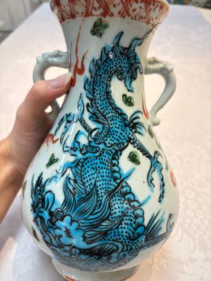 A rare Chinese polychrome Swatow 'Dragon' vase, Ming — photo 9