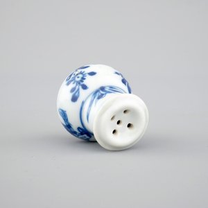 Une saupoudreuse miniature en porcelaine de Chine bleu et blanc, Kangxi, ca. 1700 — photo 6