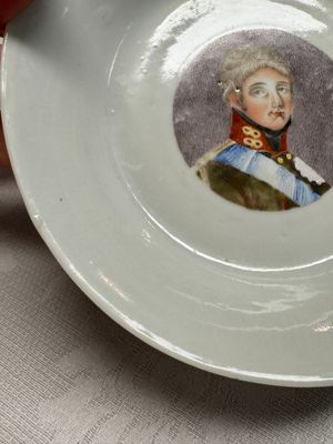 A rare Chinese 'Portrait' cup and saucer, Hervouët collection, 18/19th C. — 照片 14