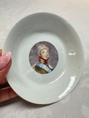 A rare Chinese 'Portrait' cup and saucer, Hervouët collection, 18/19th C. — 照片 18
