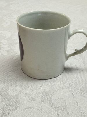 A rare Chinese 'Portrait' cup and saucer, Hervouët collection, 18/19th C. — 照片 10