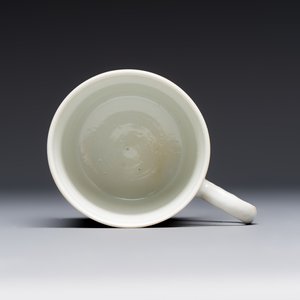 A rare Chinese 'Portrait' cup and saucer, Hervouët collection, 18/19th C. — 照片 8
