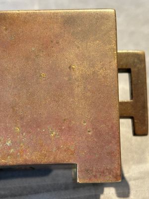 A rare Chinese rectangular bronze censer, Mo Shi Jia Zhen 莫氏家珍 mark, Kangxi mark and of the period — photo 9