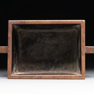 A rare Chinese rectangular bronze censer, Mo Shi Jia Zhen 莫氏家珍 mark, Kangxi mark and of the period — photo 8