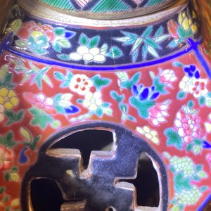 A rare Chinese reticulated famille rose revolving vase, 19/20th C. — 照片 18