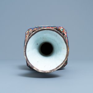 A rare Chinese reticulated famille rose revolving vase, 19/20th C. — 照片 5