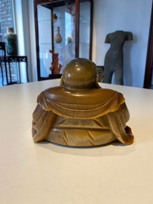RETOUR DHL 07/11/2024 Een zeldzame Chinese sculptuur van Boeddha in rinoceroshoorn, eind 19e eeuw — 照片 5