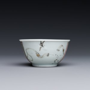 A rare Chinese rose-grisaille cup and saucer after 'Actors of the Comédie-Francaise' by Watteau, Yongzheng/Qianlong — 照片 5
