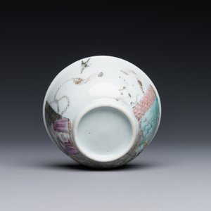 A rare Chinese rose-grisaille cup and saucer after 'Actors of the Comédie-Francaise' by Watteau, Yongzheng/Qianlong — 照片 6
