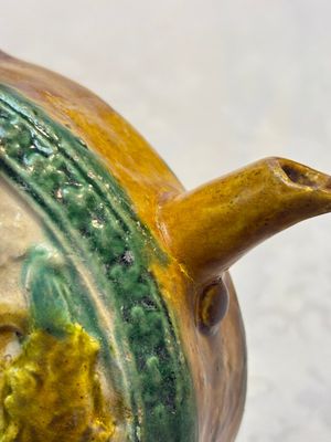 A rare Chinese sancai 'Phoenix' ewer with a wooden box, Liao — photo 12