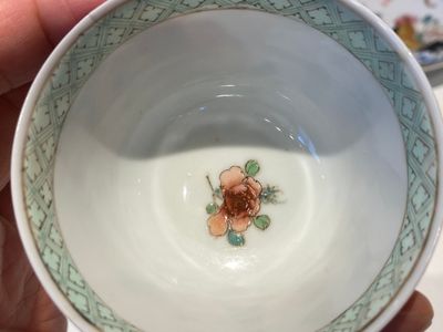 A rare Chinese semi-eggshell famille rose 'rooster' tea cup and saucer, Baiyun Shanren 白雲山人 seal mark, Yongzheng — photo 9