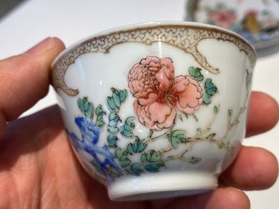 A rare Chinese semi-eggshell famille rose 'rooster' tea cup and saucer, Baiyun Shanren 白雲山人 seal mark, Yongzheng — photo 10