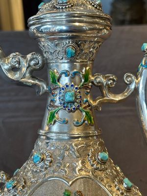 A rare Chinese silver, enamel and hardstone coffee set with matching tray, 20th C. — photo 10