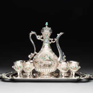 A rare Chinese silver, enamel and hardstone coffee set with matching tray, 20th C. — photo 4