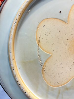A rare Chinese silver-mounted blue and white 'Eight Horses of Mu Wang' dish, Kangxi — photo 14