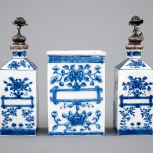 Un ensemble d'apothicaire en porcelaine de Chine, Qianlong, 18ème — photo 2