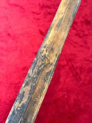A rare Chinese turquoise-inlaid parcel-gilt bronze sword, Zhou — photo 7