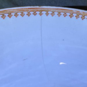 A rare Chinese verte-Imari bowl with a wrecked threemaster, Qianlong — 照片 13