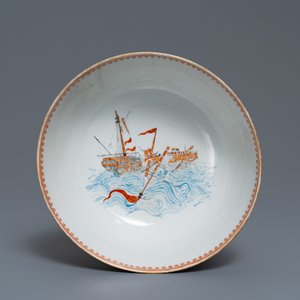 A rare Chinese verte-Imari bowl with a wrecked threemaster, Qianlong — 照片 5