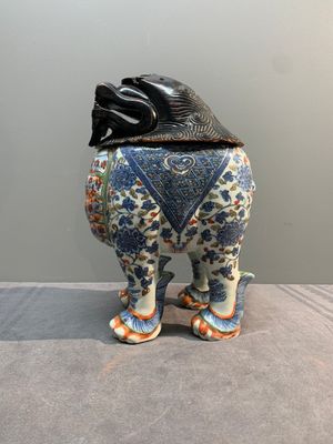 A rare Chinese wucai 'luduan' incense burner with wooden cover, Ming, 16/17th C. — photo 3