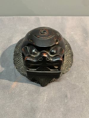 A rare Chinese wucai 'luduan' incense burner with wooden cover, Ming, 16/17th C. — photo 7