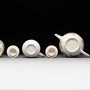 A rare complete Chinese famille rose 8-person miniature tea service comprising 28 pieces, Qianlong — photo 33