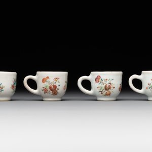A rare complete Chinese famille rose 8-person miniature tea service comprising 28 pieces, Qianlong — photo 10