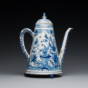 A rare Dutch Delft blue and white coffeepot, dated 1732 — 照片 4