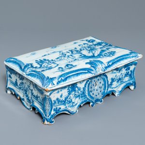 A rare Dutch Delft blue and white jewelry box and cover, 18th C. — photo 3