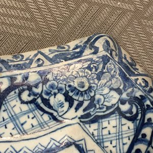 A rare Dutch Delft blue and white plaque of a wine tasting, 18th C. — photo 7