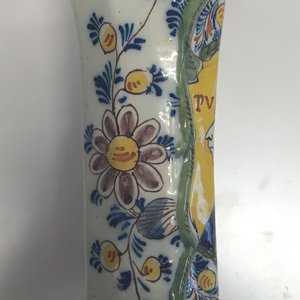 A rare Dutch Delft orangist royalist portrait vase, 18th C. — 照片 3