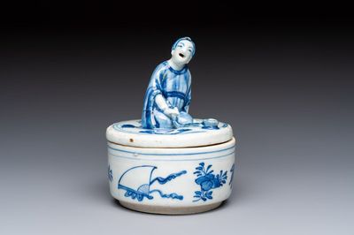 A rare Japanese blue and white 'Pipe Smoker' incense burner and cover, Edo, 17th C.